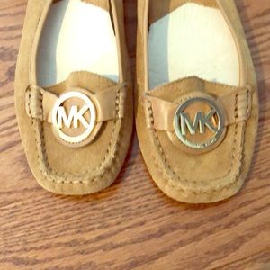 Flash sale 💫 Micheal Kors shoes